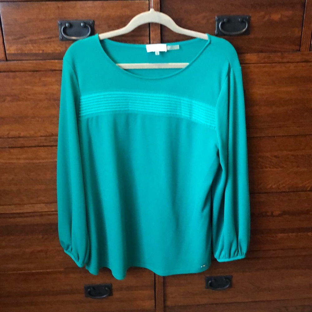 Calvin Klein size L green blouse